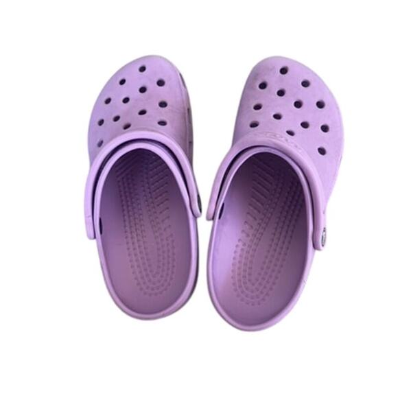 Lavender crocs gently used size 6 in womens nursing shoes, sandals, slides - Picture 2 of 8